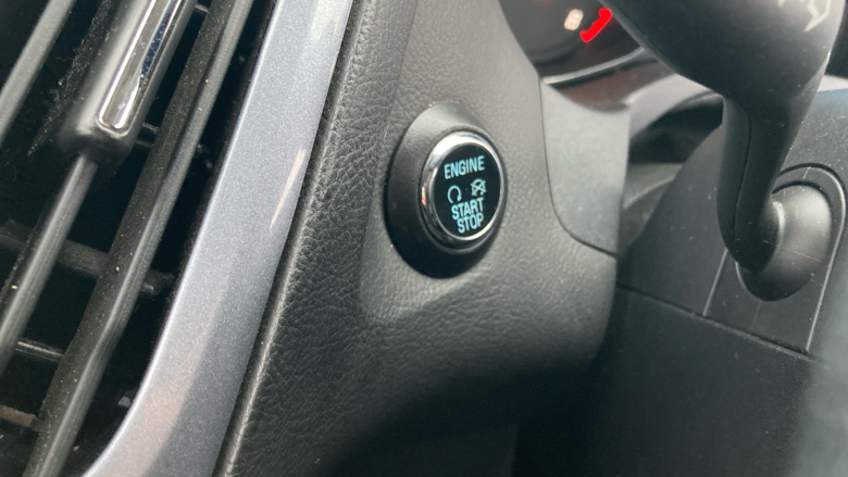 Ford Focus 1.6 125 Titanium Navigator 5dr Powershift Petrol Estate